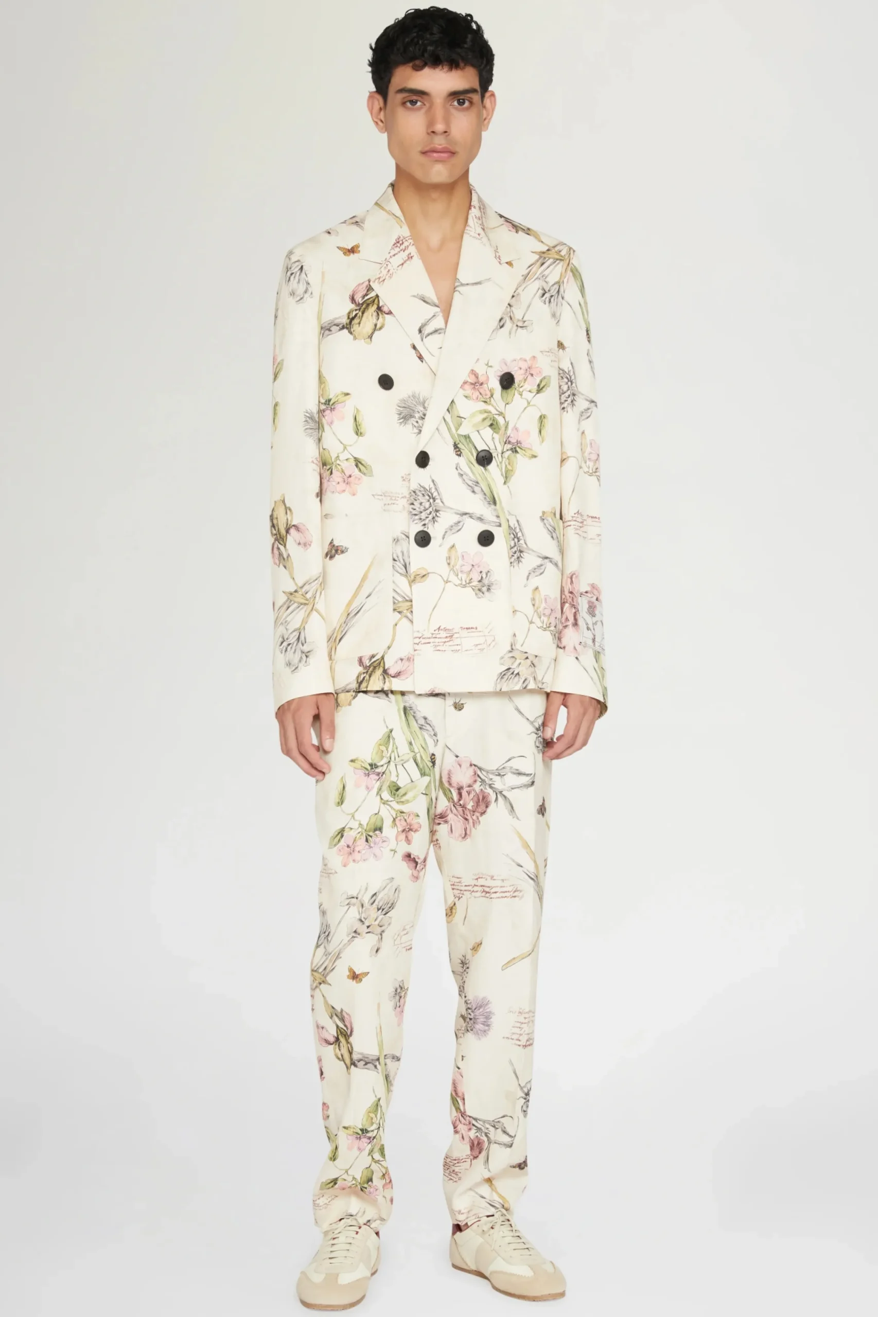 Uomo^Antonio Marras Corbezzolo