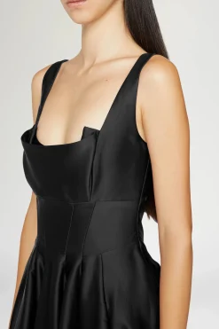 Abiti^Antonio Marras Eleonora Nero